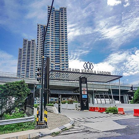Oyo 90776 Fortune 88 Grand Kamala Lagoon Bekasi Exterior photo
